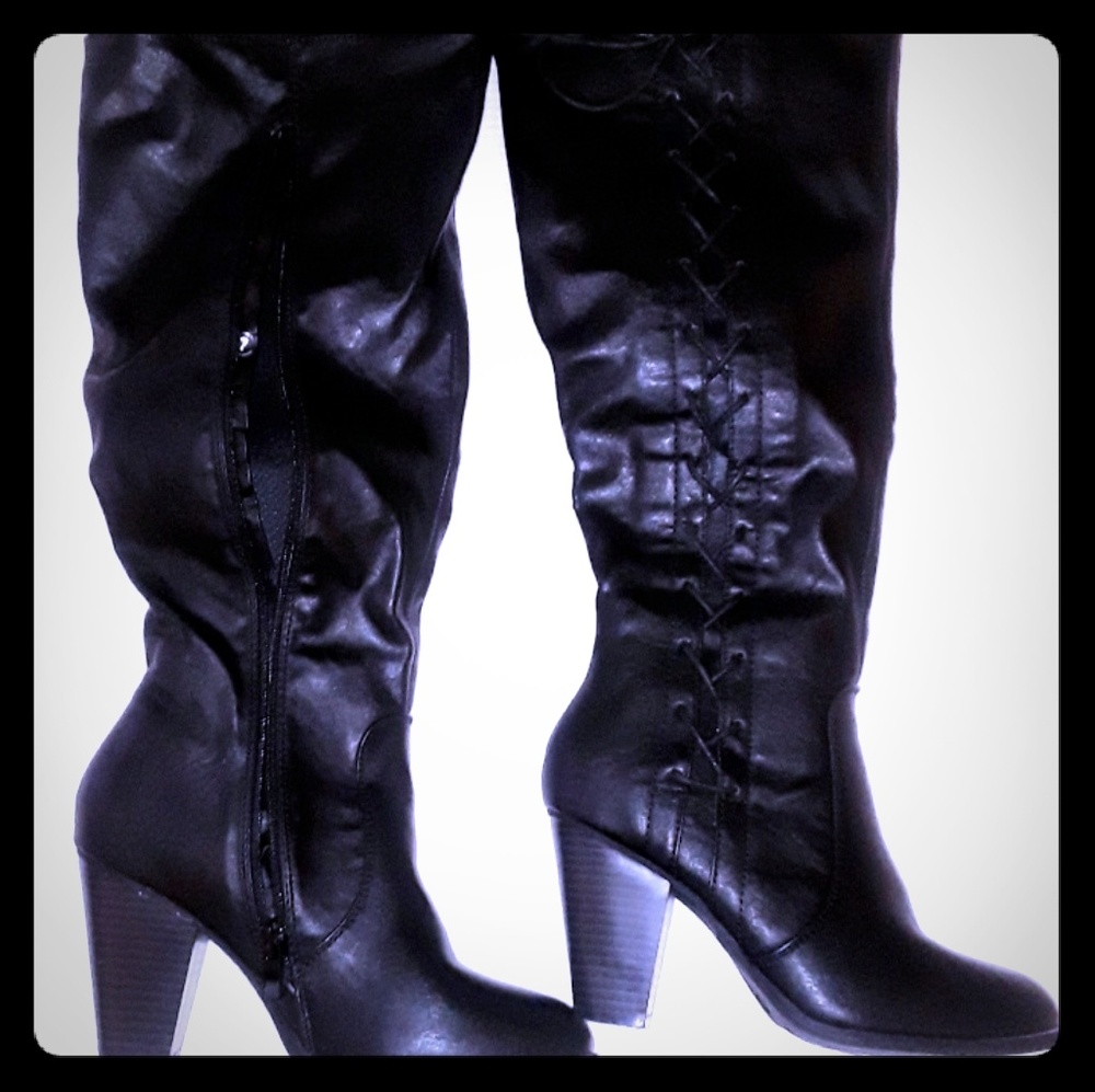 Women's boots.